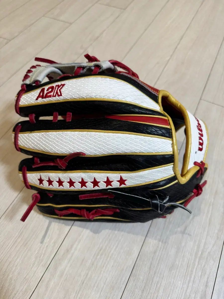 Wilson 2025 hof A 2 K CHOI JEOUNG チェ ジョン 崔 廷 ゲームモデル レッド 刺繍