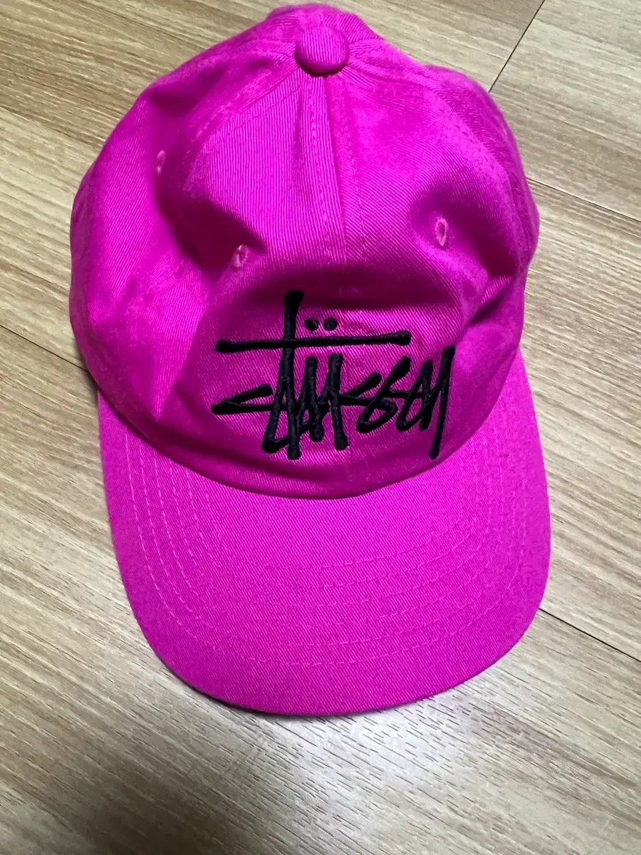 STUSSY ステューシー ピンク ベースボールキャップ 帽子