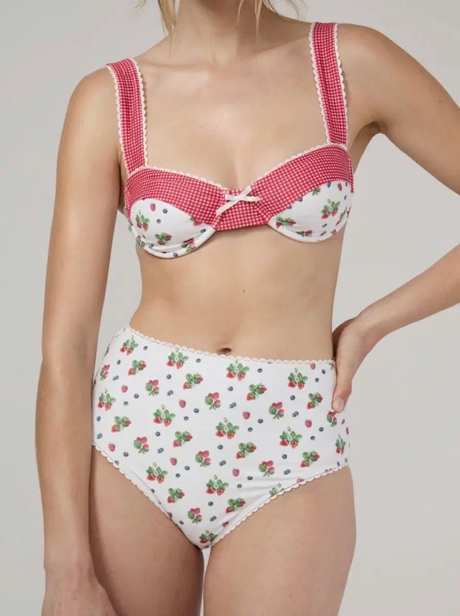 グロウニー ミックスベリー ビキニ トップス