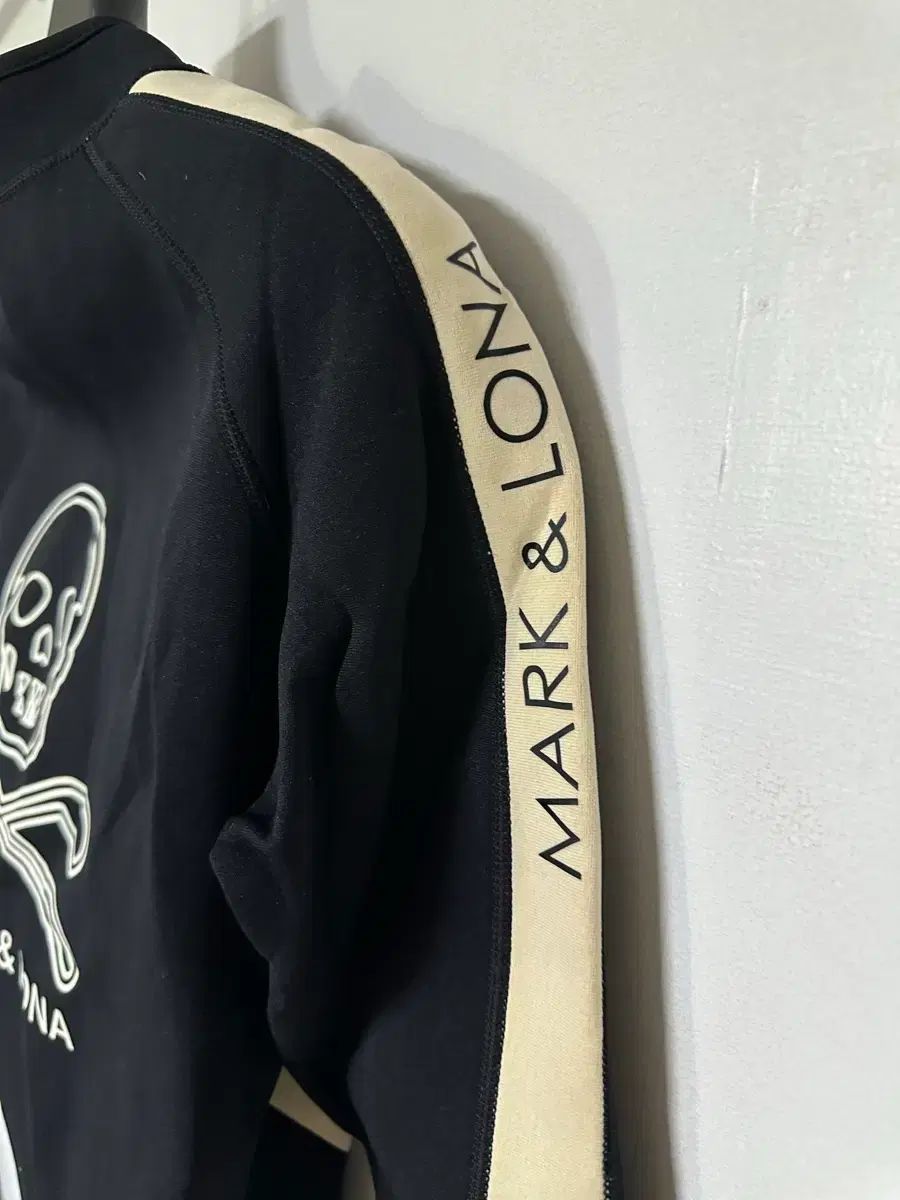 マークアンドロナ NEO ラッシュガード ジップアップ - メルカリ