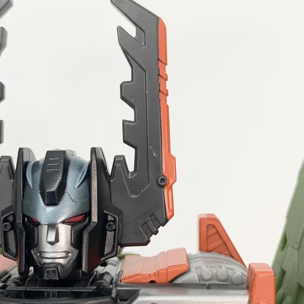 中古】開封 TL-47 メガトロン（アルマダユニバース）タカラトミー