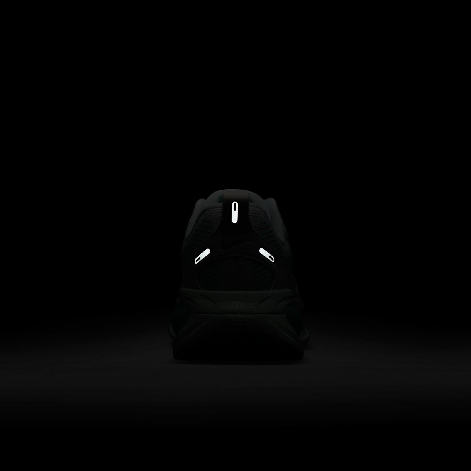  Nike レディース Vomero 18 スニーカー ホワイト|キャノン|ブリーチターコイズ|ミントフォーム 26.0 cm Free Size モカシン 靴