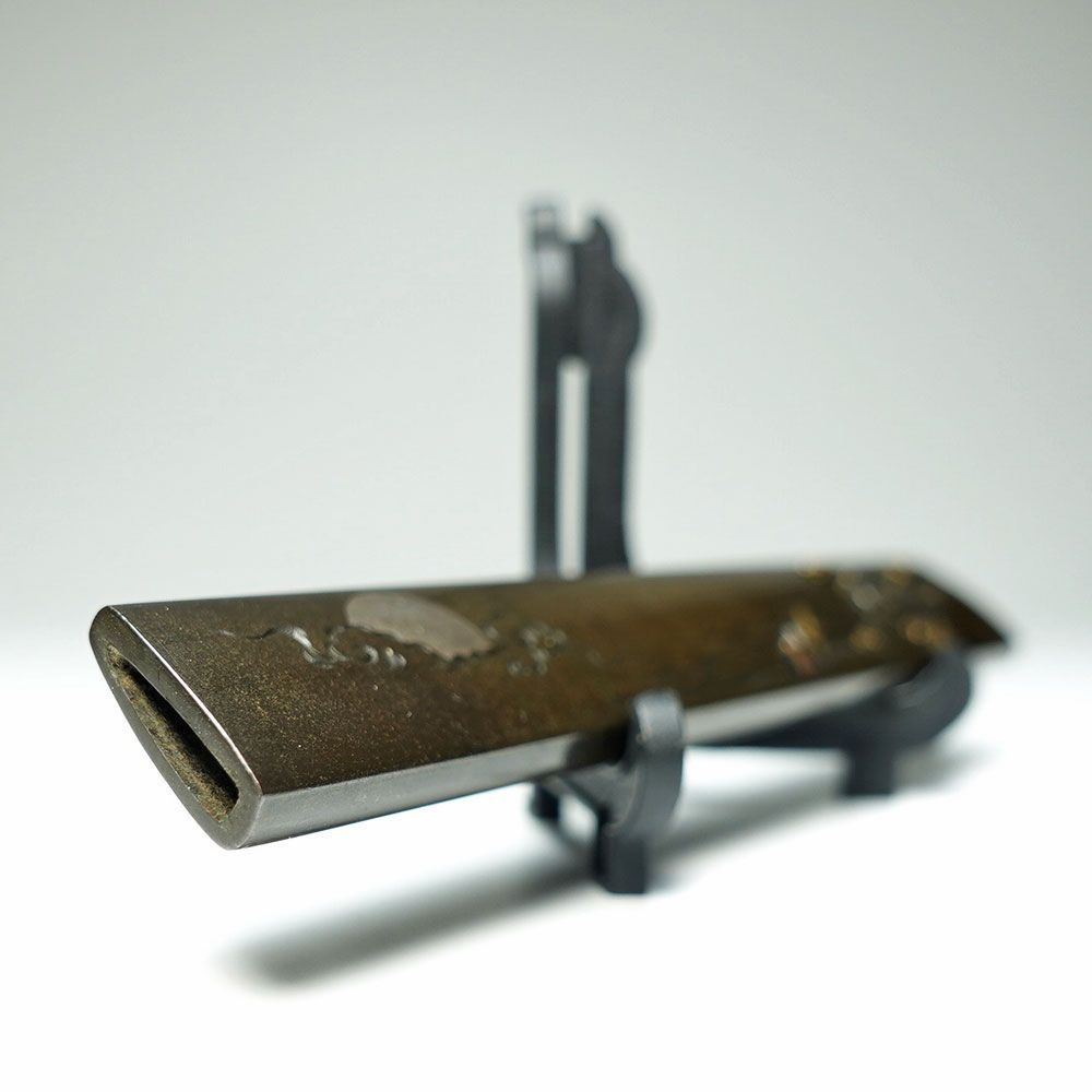 ☆壽谷斎 石黒政常 花押 在銘 四分一磨地月下水鳥図小柄 超絶技巧 高肉