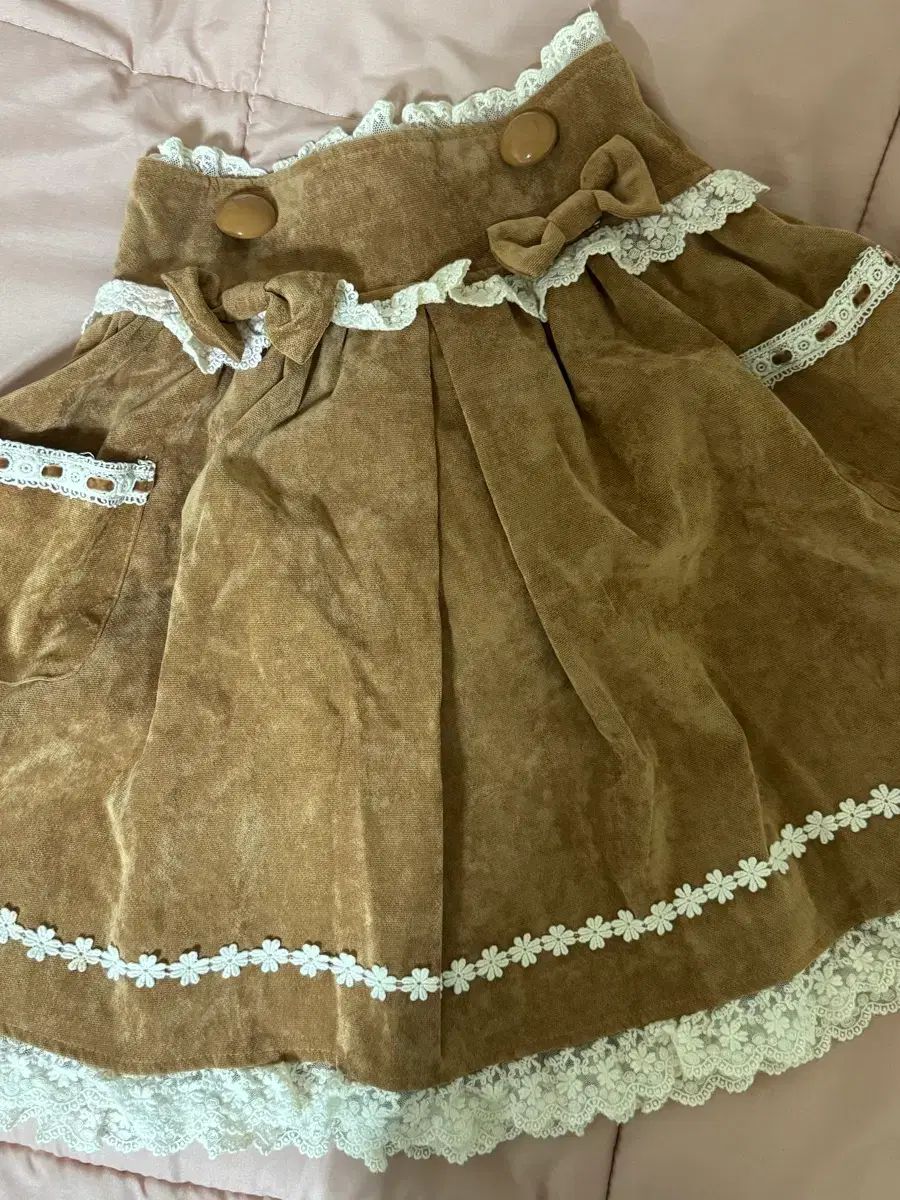 リズリサ サスペンダー ラテギャル