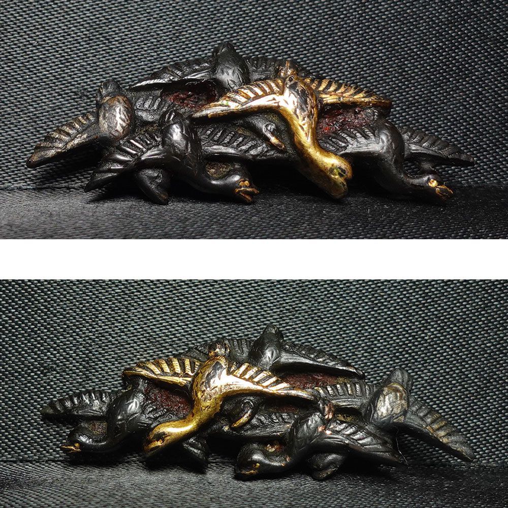 ☆赤銅地容彫群雁図目貫 無銘 高肉彫 金色絵 毛彫 刀装具 拵 外装 細密