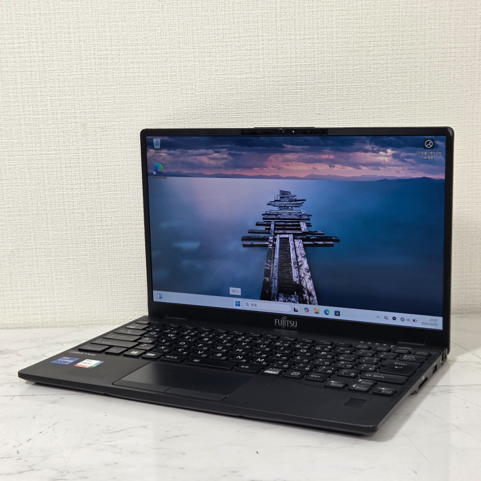 1週間保証 Fujitsu i 7 1185 G 16 GB 256 13 3インチ Win 11