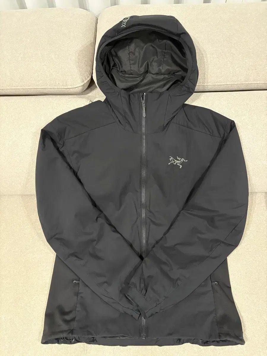 M ARC TERYX アークテリクス Atom アトム フーディー ブラック