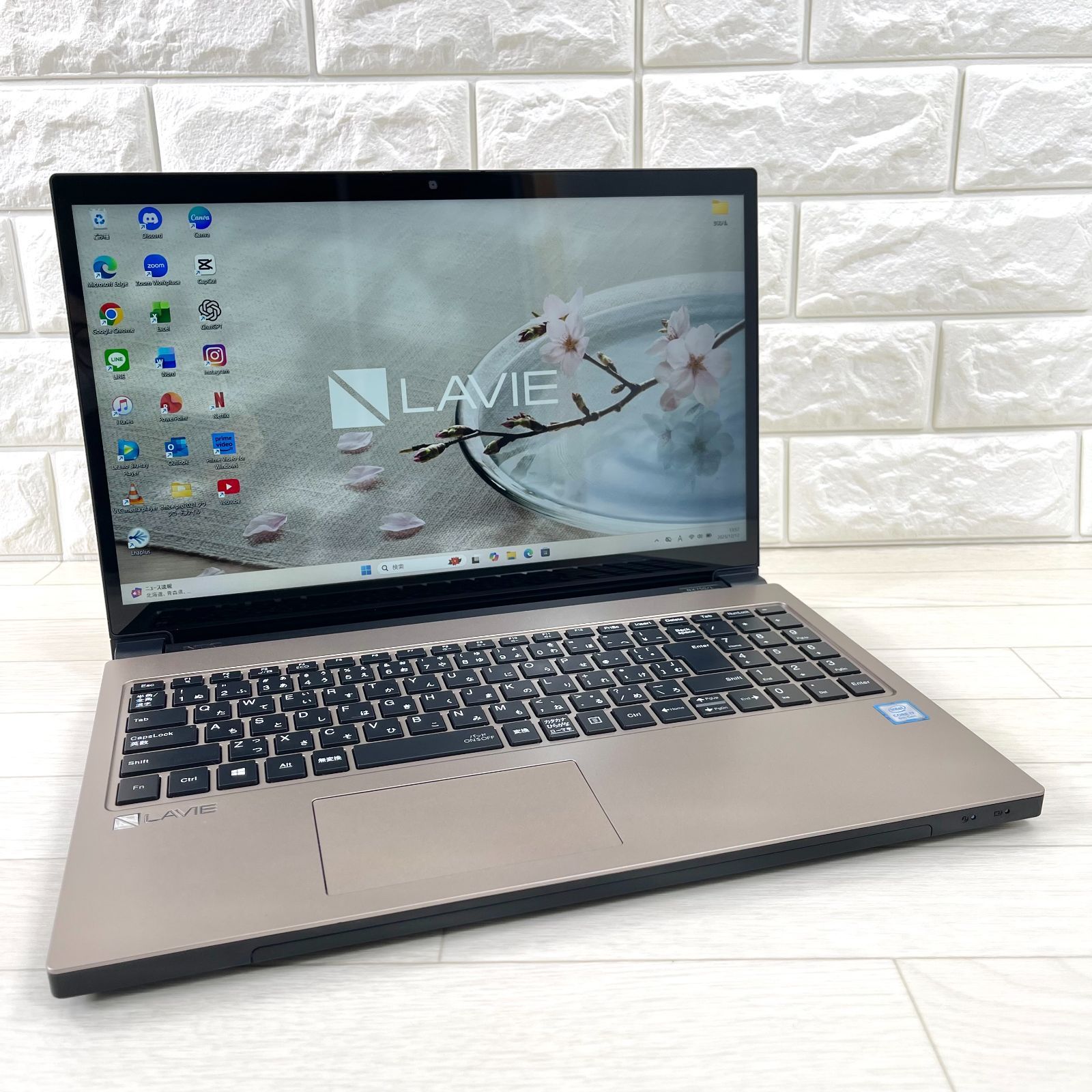 NEC LAVIE 第8世代 i7 新品SSD メモリ16GB ノートパソコン NEC LAVIE Note NEXT 第8世代 i7 新品SSD1TB＋HDD1TB 合計2TB搭載