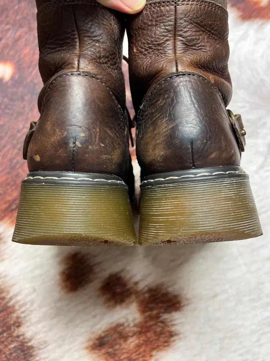 ブラウン ブーツ