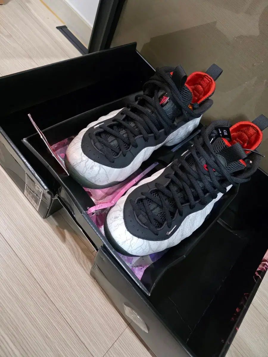 280 NIKE 鉄拳8 エアフォームポジット ONE ジーン