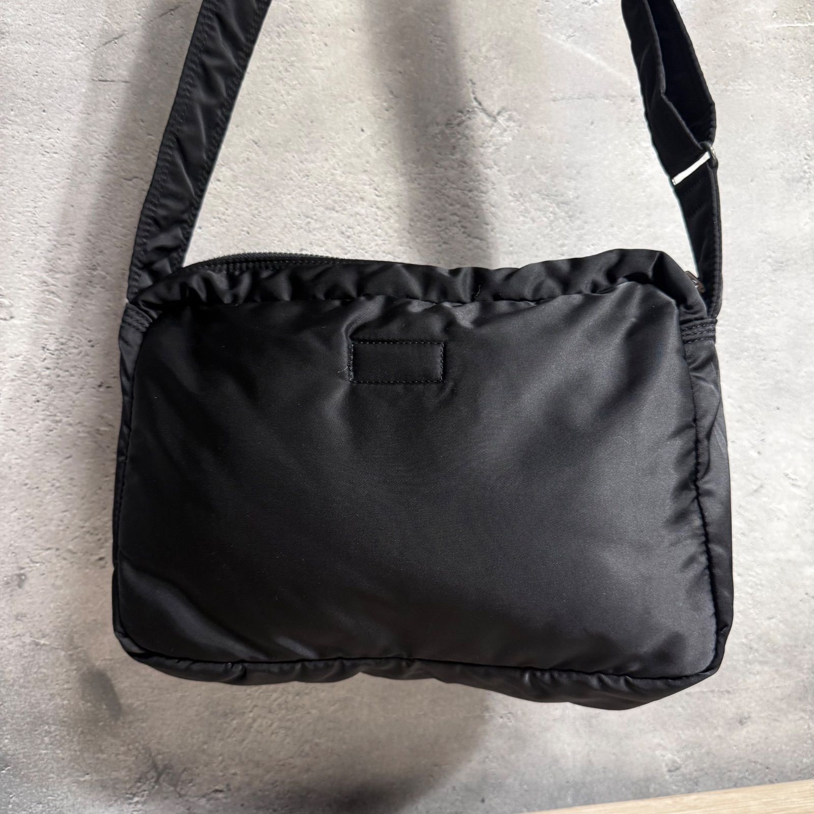 PORTER ポーター タンカー ショルダーバッグ 2層式 ブラック 黒 斜め