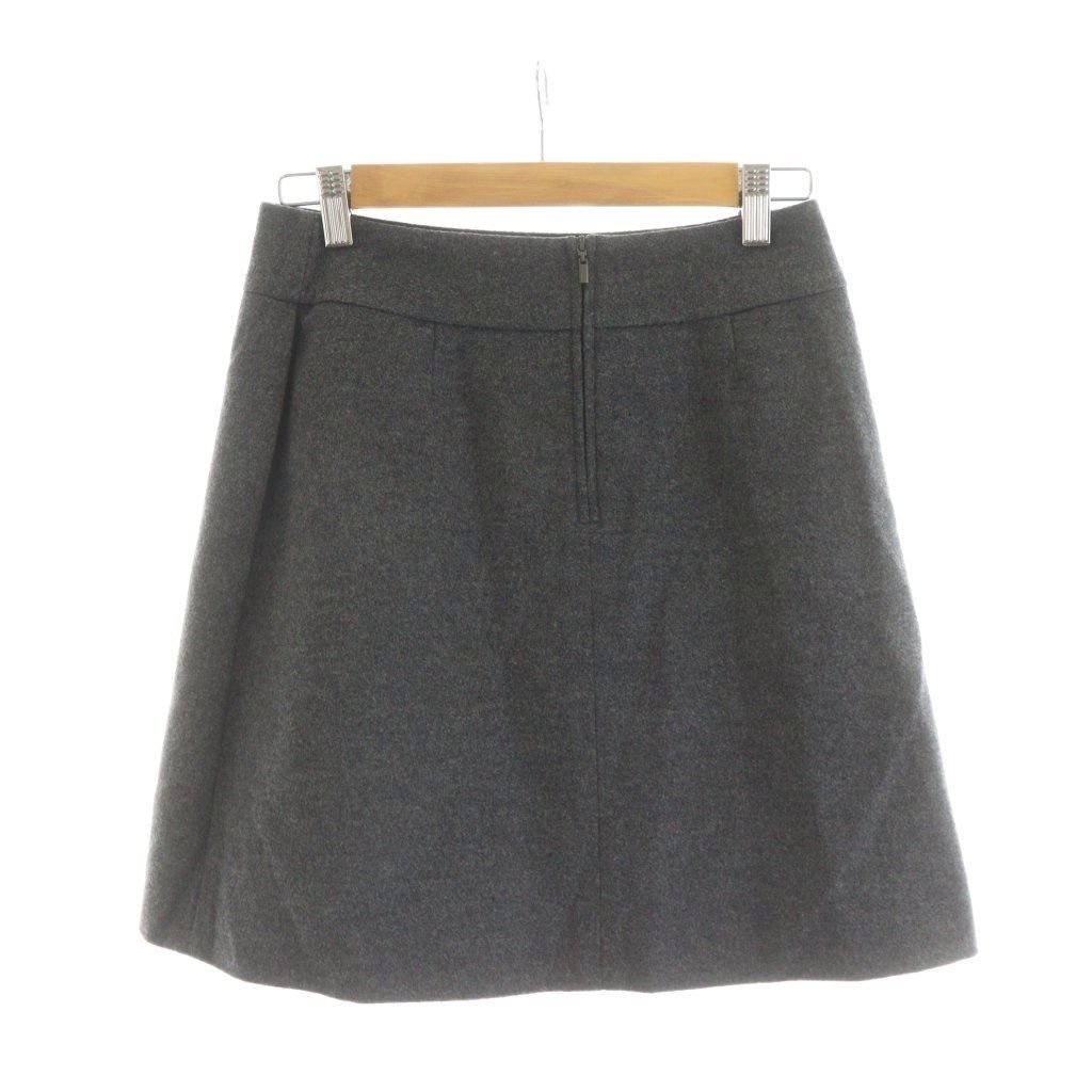 【美品】FOXEY フォクシー　スカート　Irips Flare 38 グレー 美品】FOXEY フォクシー スカート Irips Flare 38 グレー