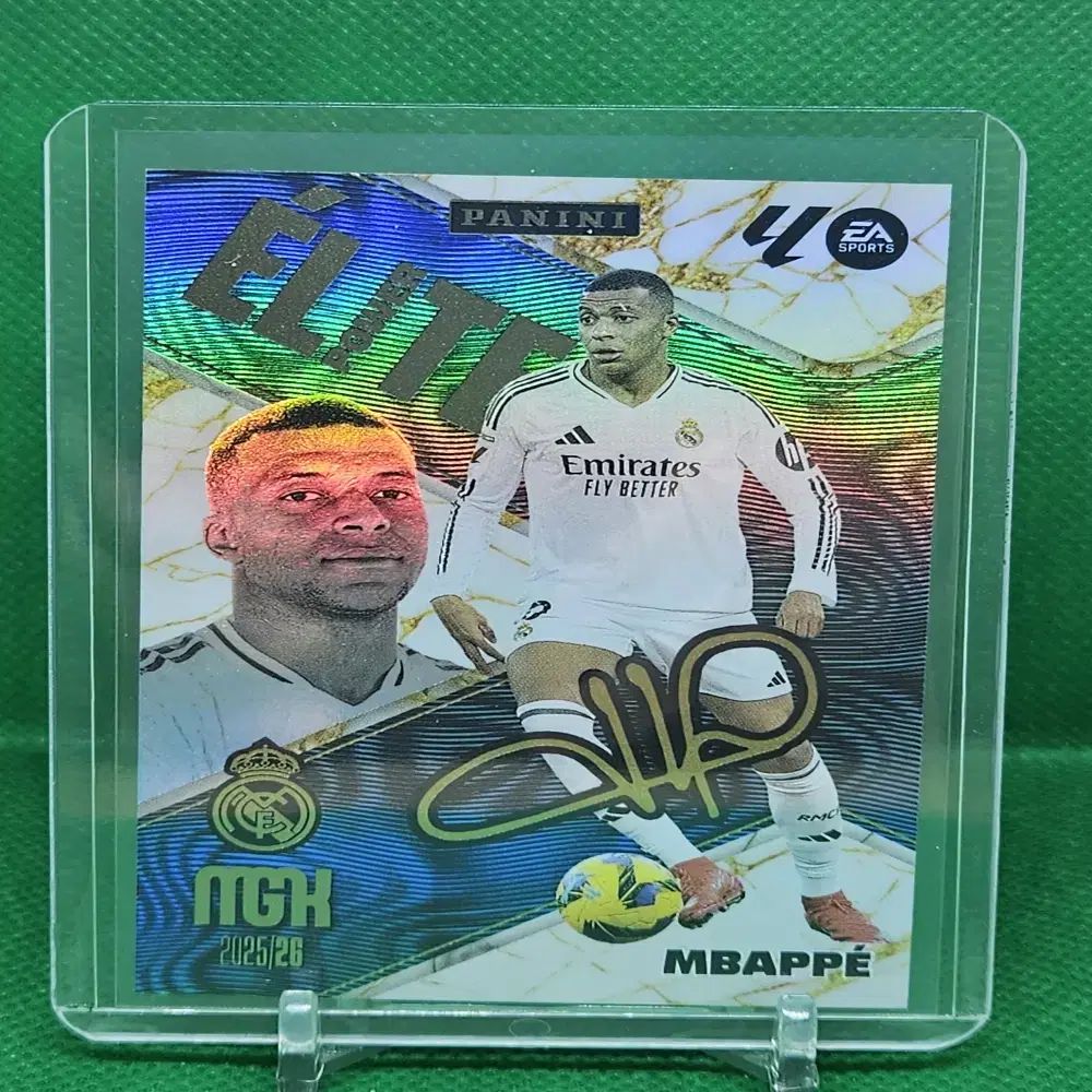 25-26 Panini MEGA CRACK キリアン・エムバペ (レアル・マドリード