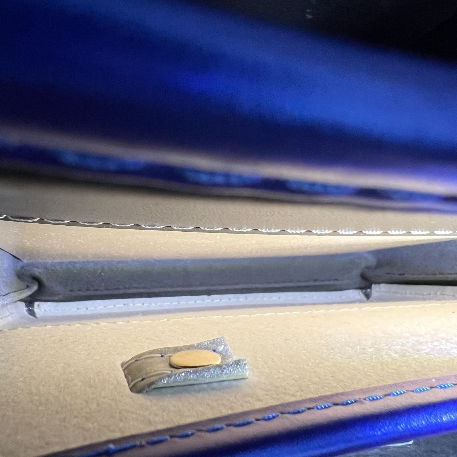 クーロン イーグル