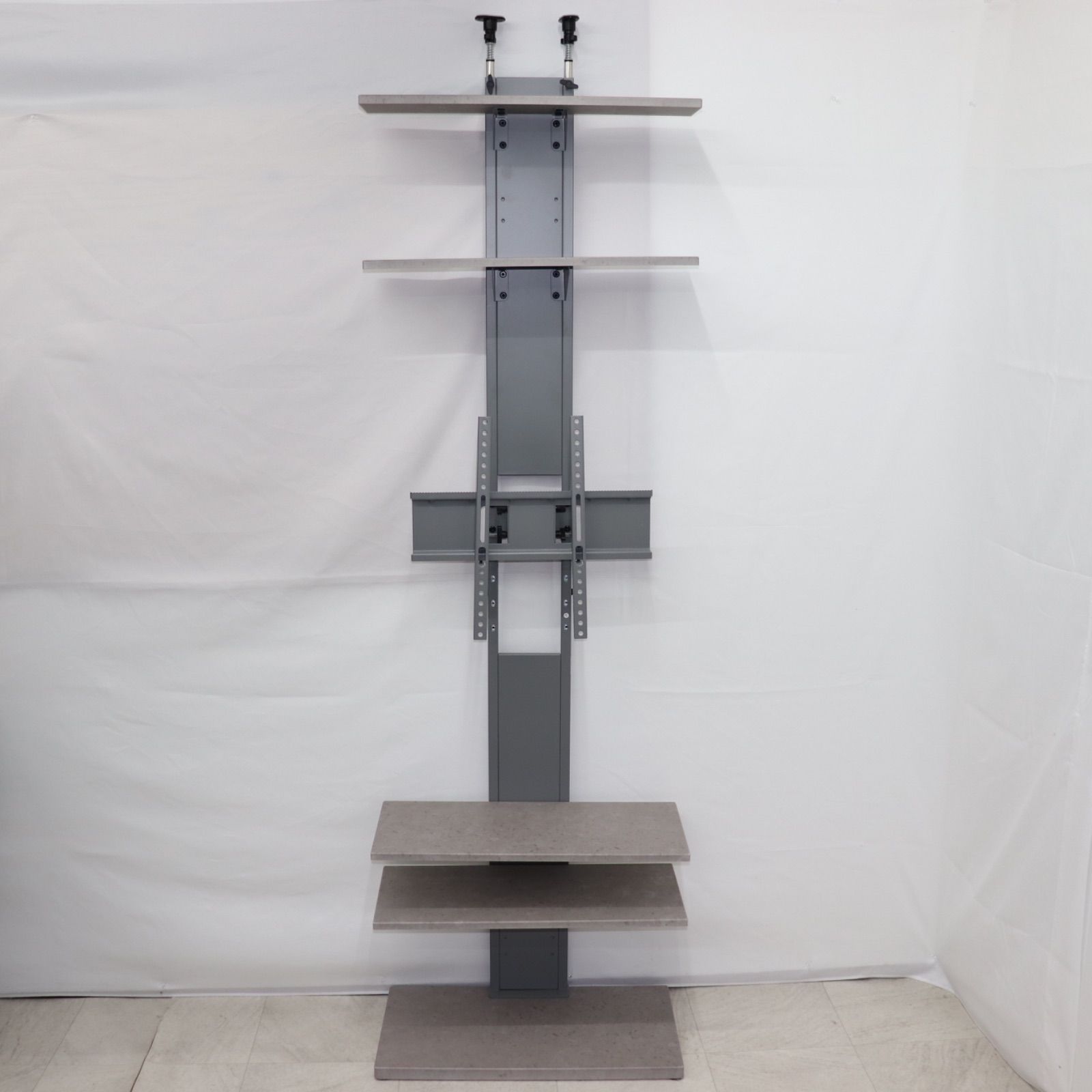 【美品】突っ張り式 テレビボード 32〜65型対応 ストーングレー テレビ台 家具 即日発送 ラクル家具館