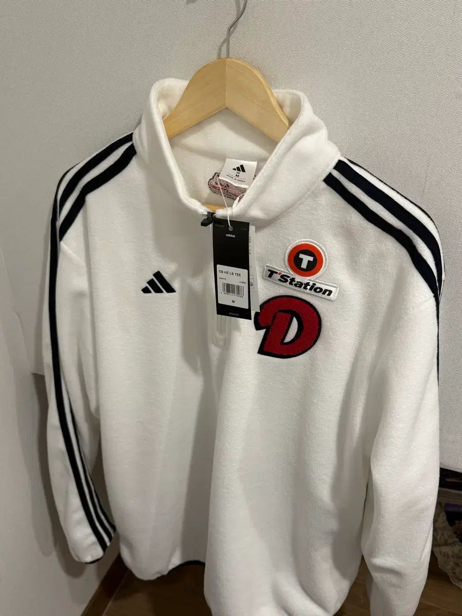 斗山ベアーズ WeFAN アディダス プルオーバー M