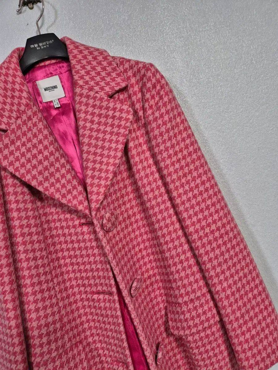 モスキーノ ピンク ハウンドトゥース ロング コート 55 66 - メルカリ
