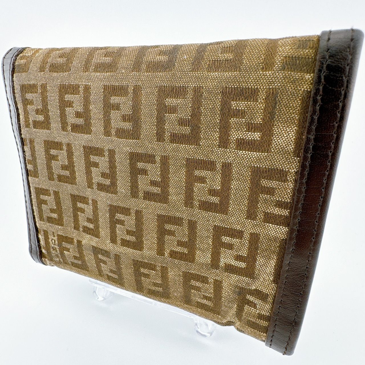 FENDI　二つ折り財布　ズッキーノ　ブラウン×ブラック　キャンバス　レザー FENDI フェンディ ズッキーノ モノグラム 二つ折り財布 ブラウン