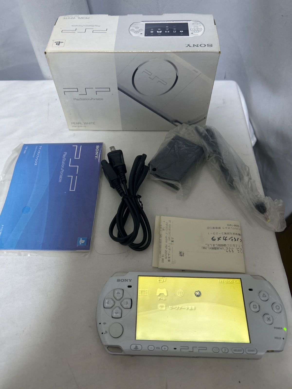 SONY PSP-3000 パールホワイト 本体 き あり 画面ヤケあり