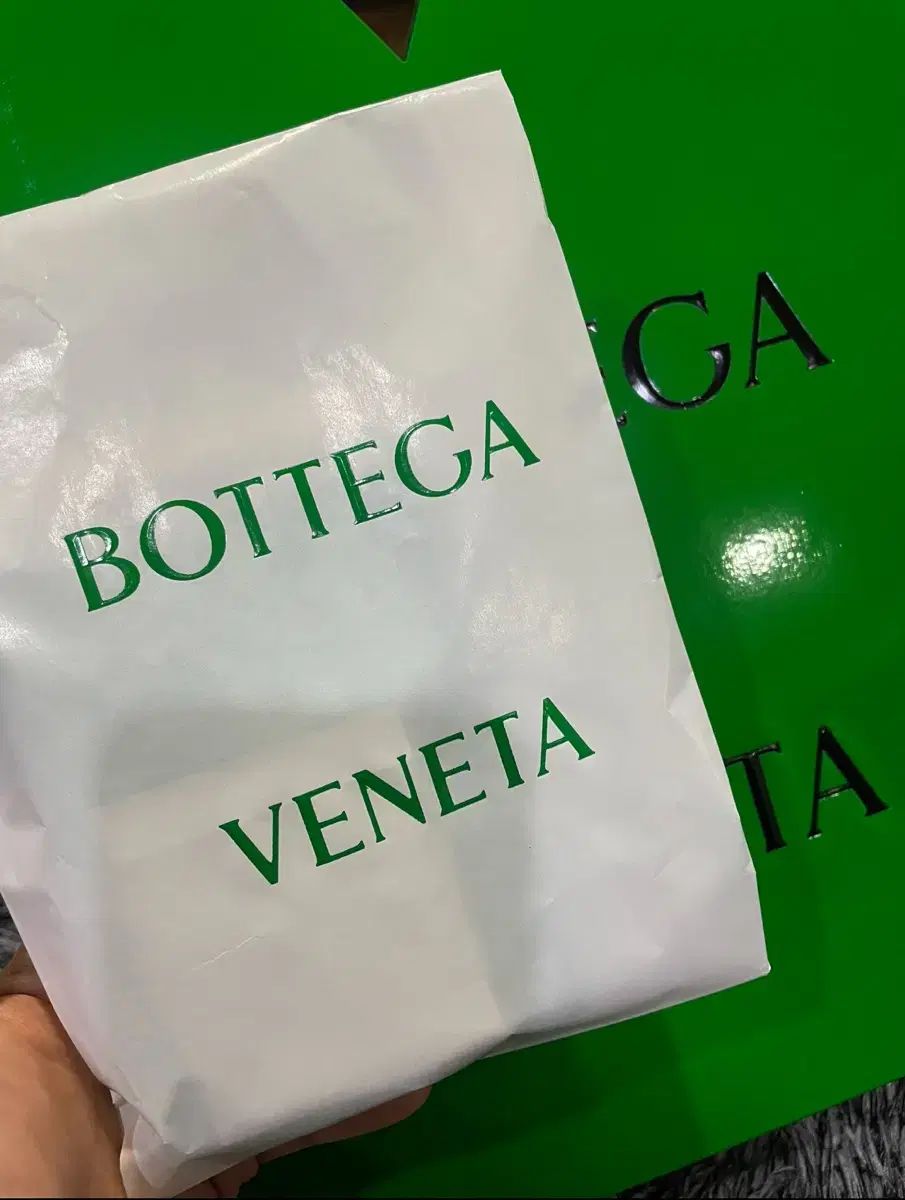 ボッテガ ヴェネタ イントレチャート カードウォレット 名刺入れ グリーン