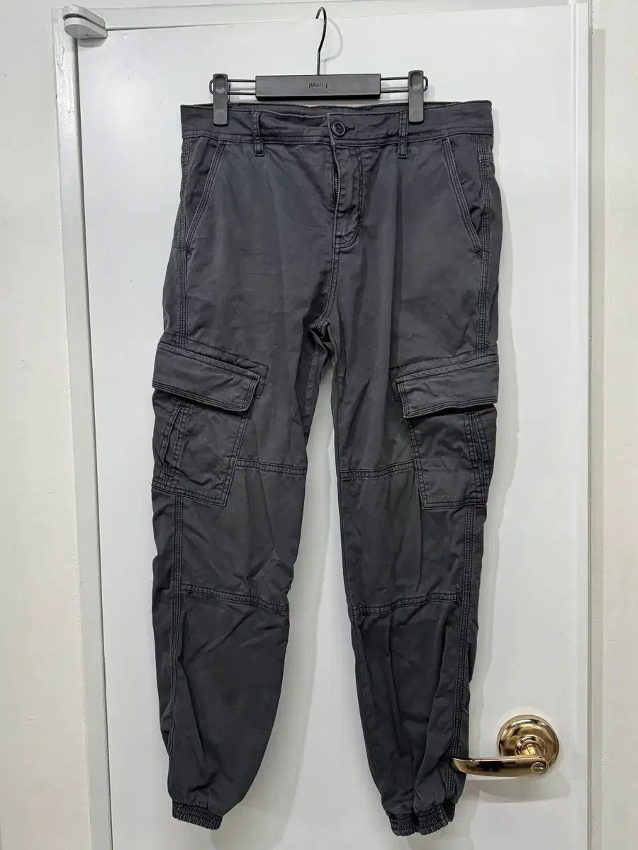 シリーズ ヒップスター ガーメントダイイング カーゴ ジョガー パンツ 32 82