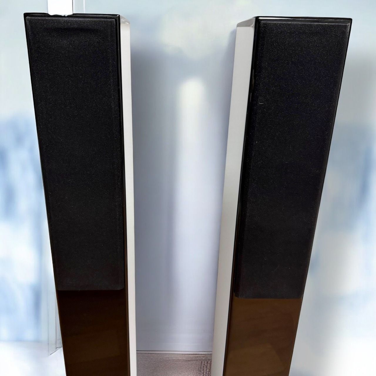 トールスピーカー