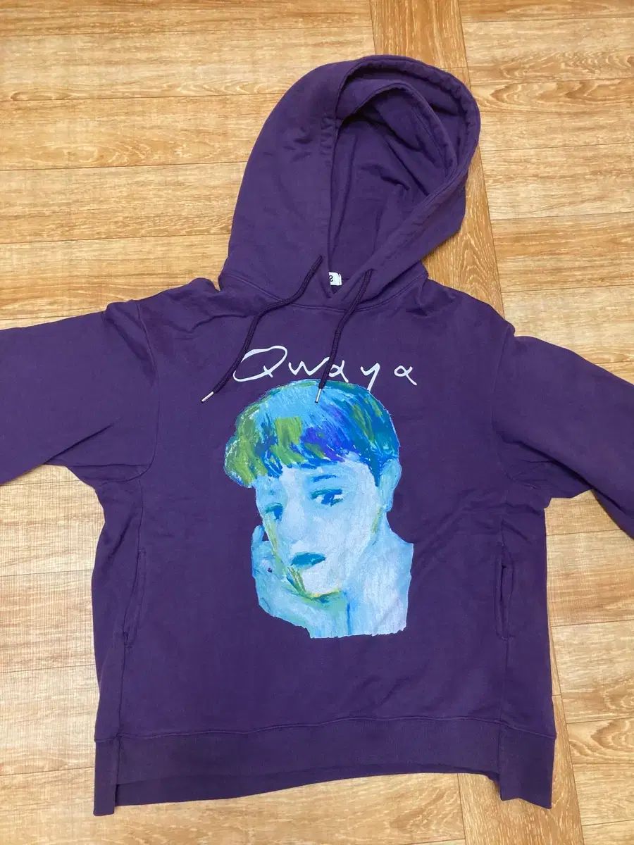 Pas 017 콰야 フードTシャツ WHO