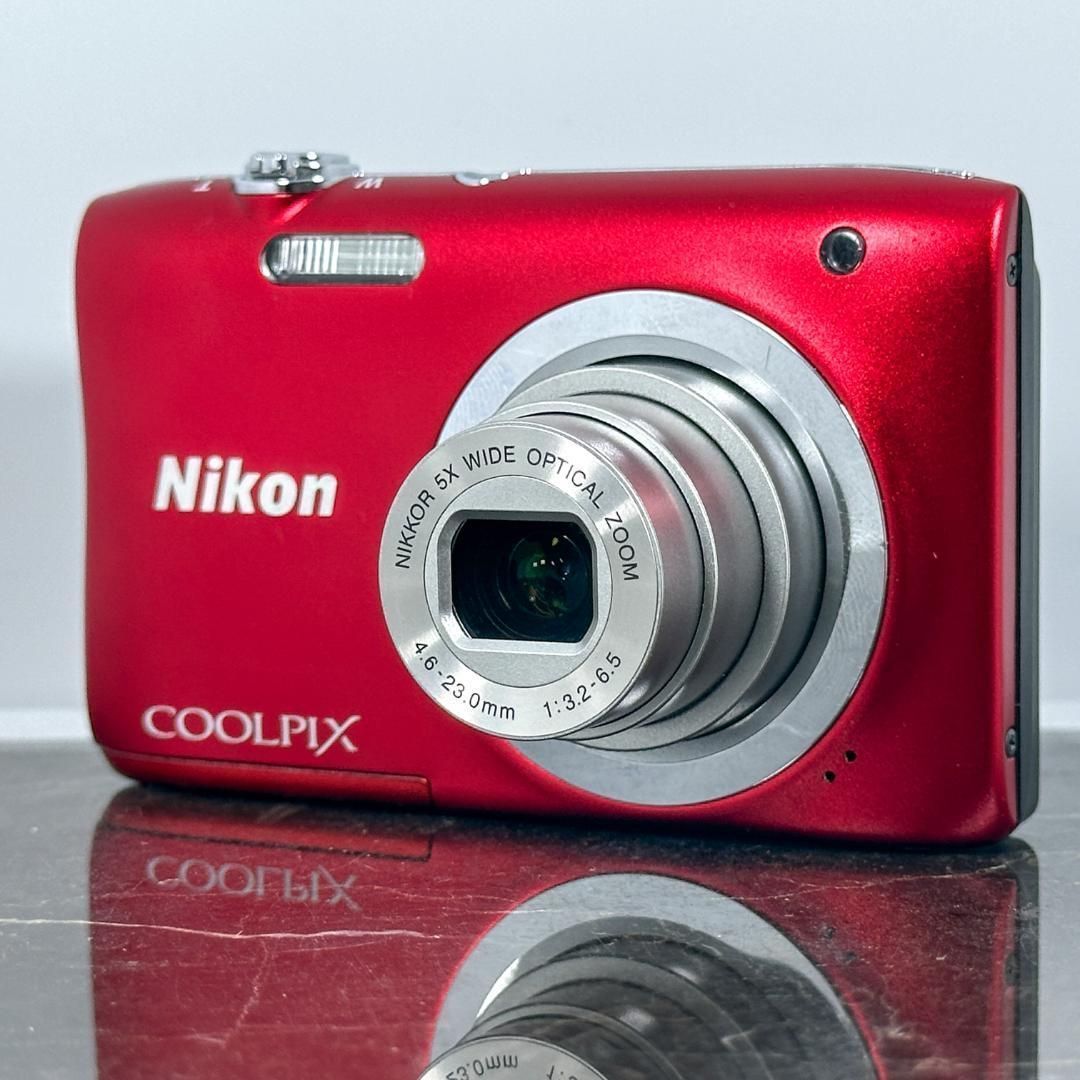 極上美品】Nikon ニコンCOOLPIX A100 レッド 希少な元箱付き ☆安心の