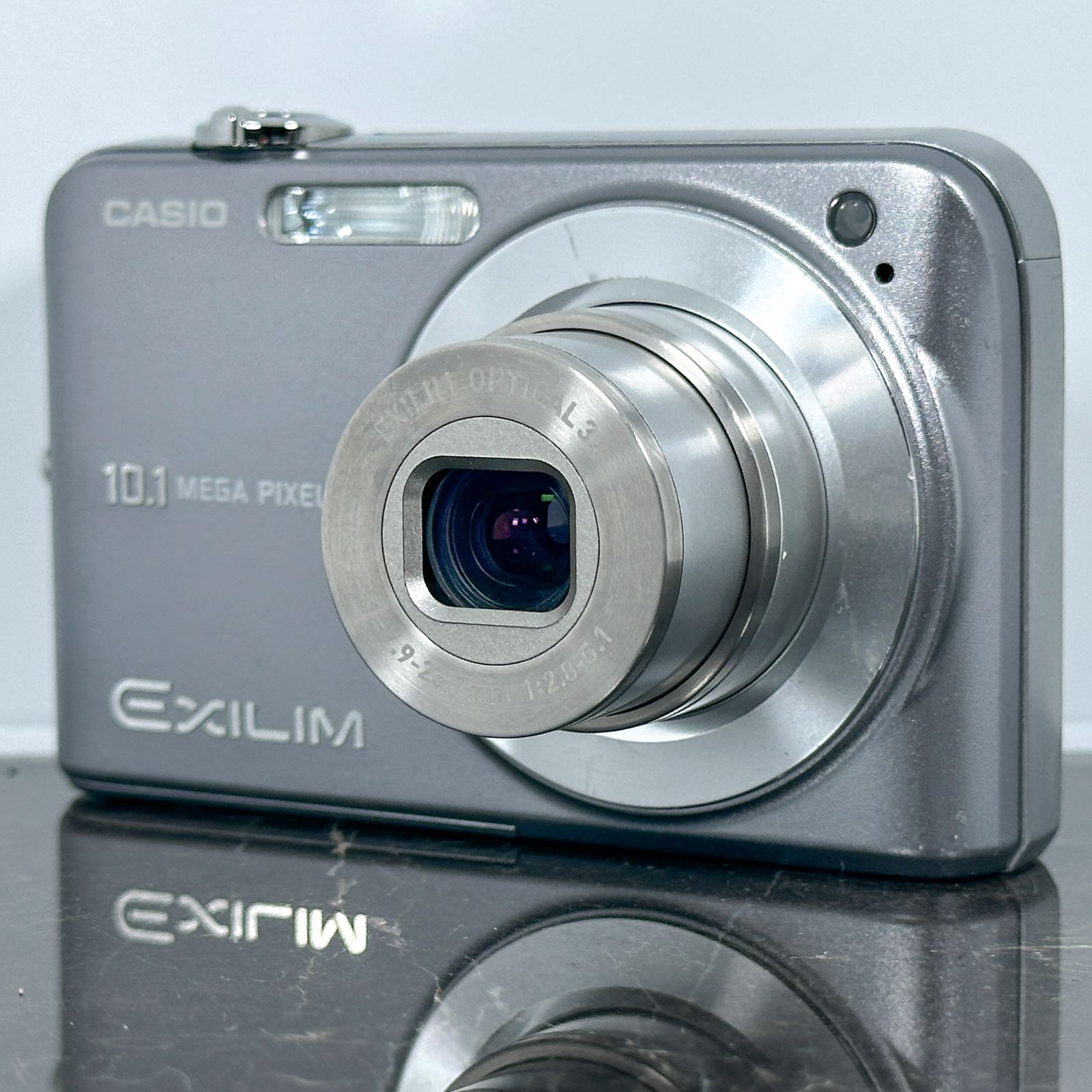 CASIO EXLIM EX-Z1080 エクシリム コンデジ デジタルカメラ CASIO EXILIM EX-Z1080 グレー デジタルカメラ 1010万画素 光学3倍
