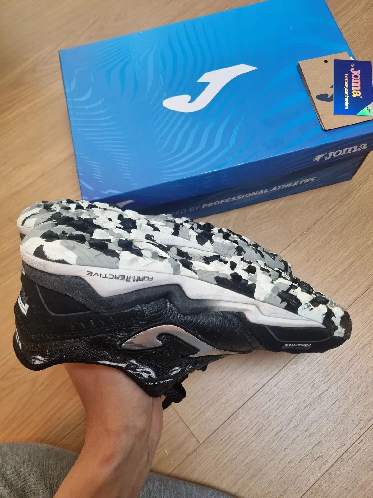 Joma リーアクティブ TF サッカーシューズ 275