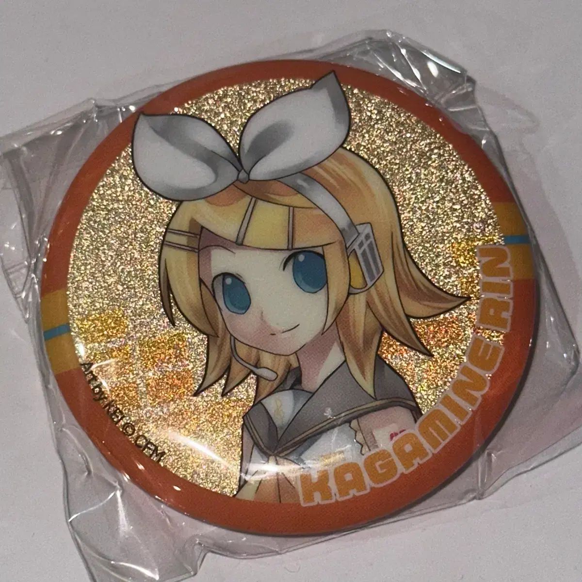 鏡音リン 初音ミク キラキラ 缶バッジ ガチャ VOCALOID（ボーカロイド