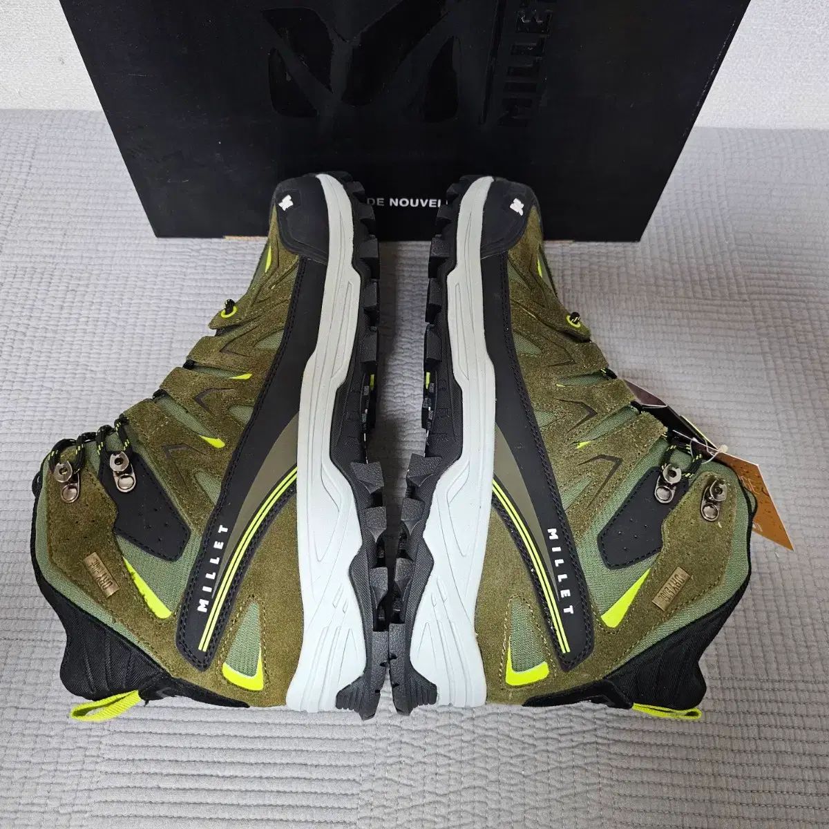 Edgy防水 登山靴