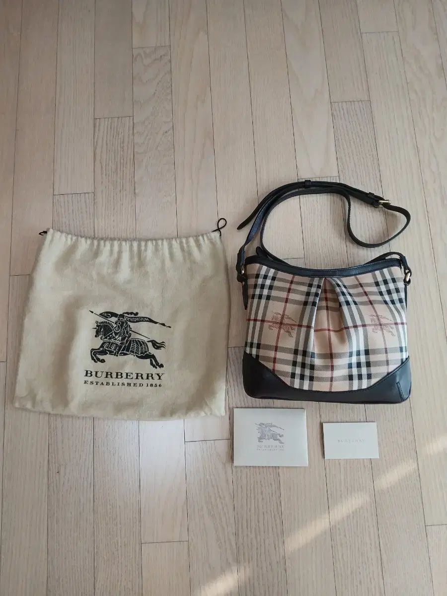 バーバリー バケット クロス バッグ