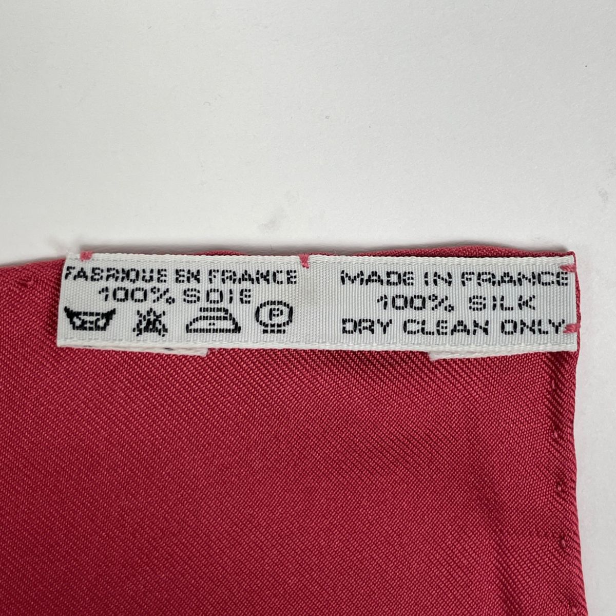 エルメス HERMES カレ 90 LES TAMBOURS タンブールの太鼓 王冠 スカーフ シルク レッド マルチ レディース