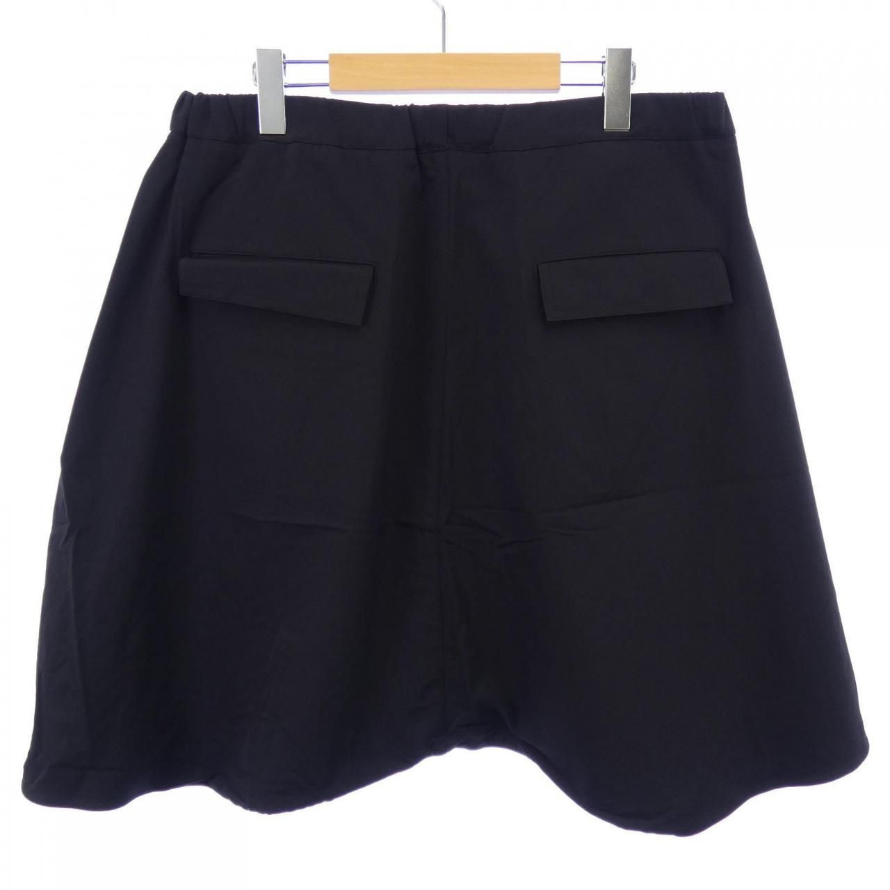 アクロニウム ACRONYM SP28-DS ショートパンツ - メルカリ