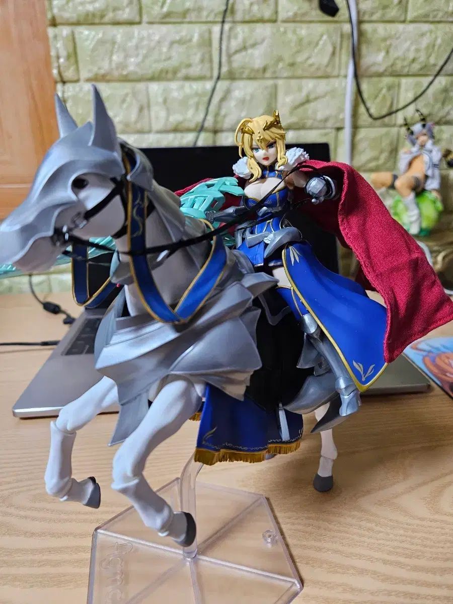 figma ランサー アクスタリア dx 開封