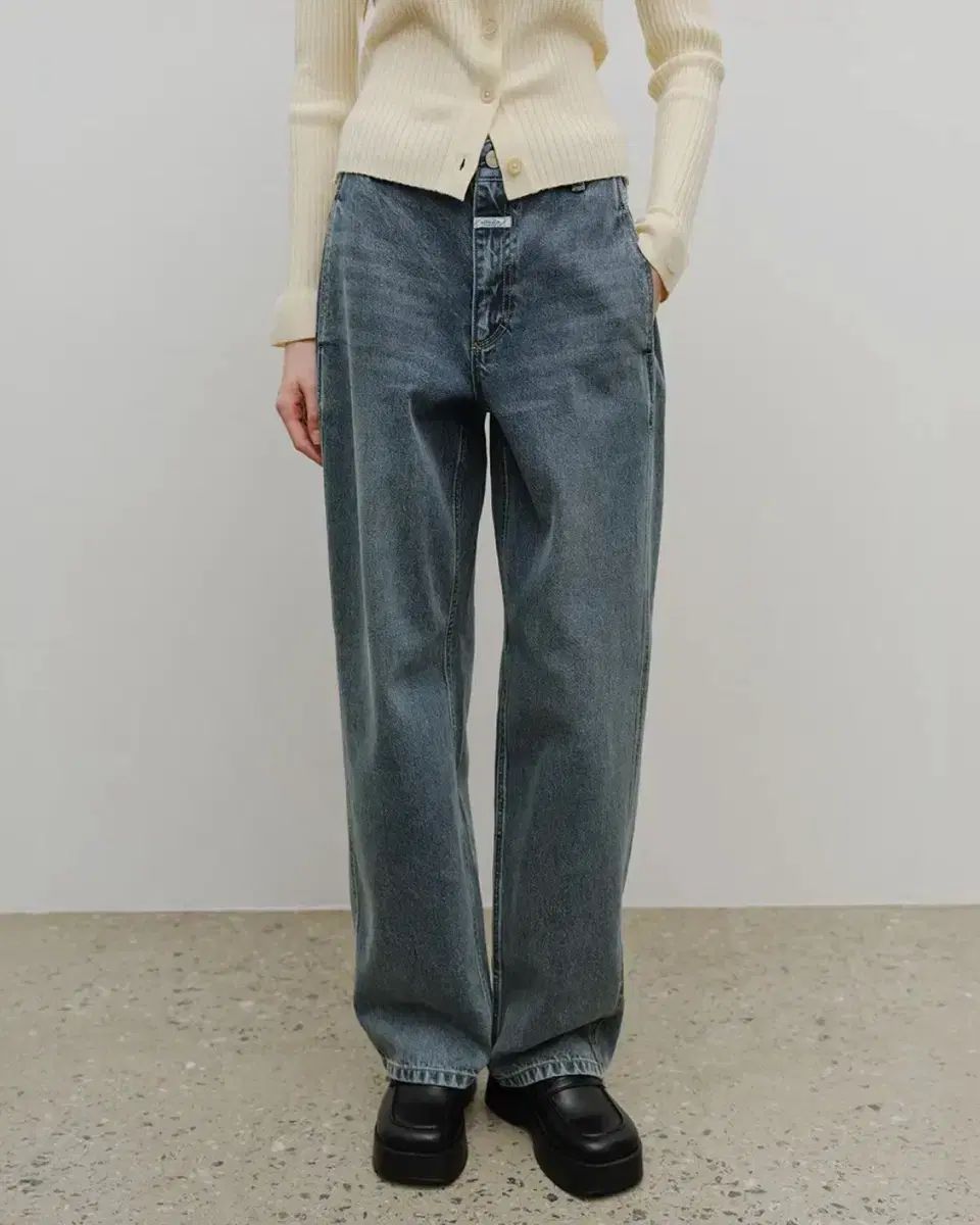マリテフランソワジルボー デニム ズボン ワイド バルーンフィット デニムパンツ アッシュブルー 25