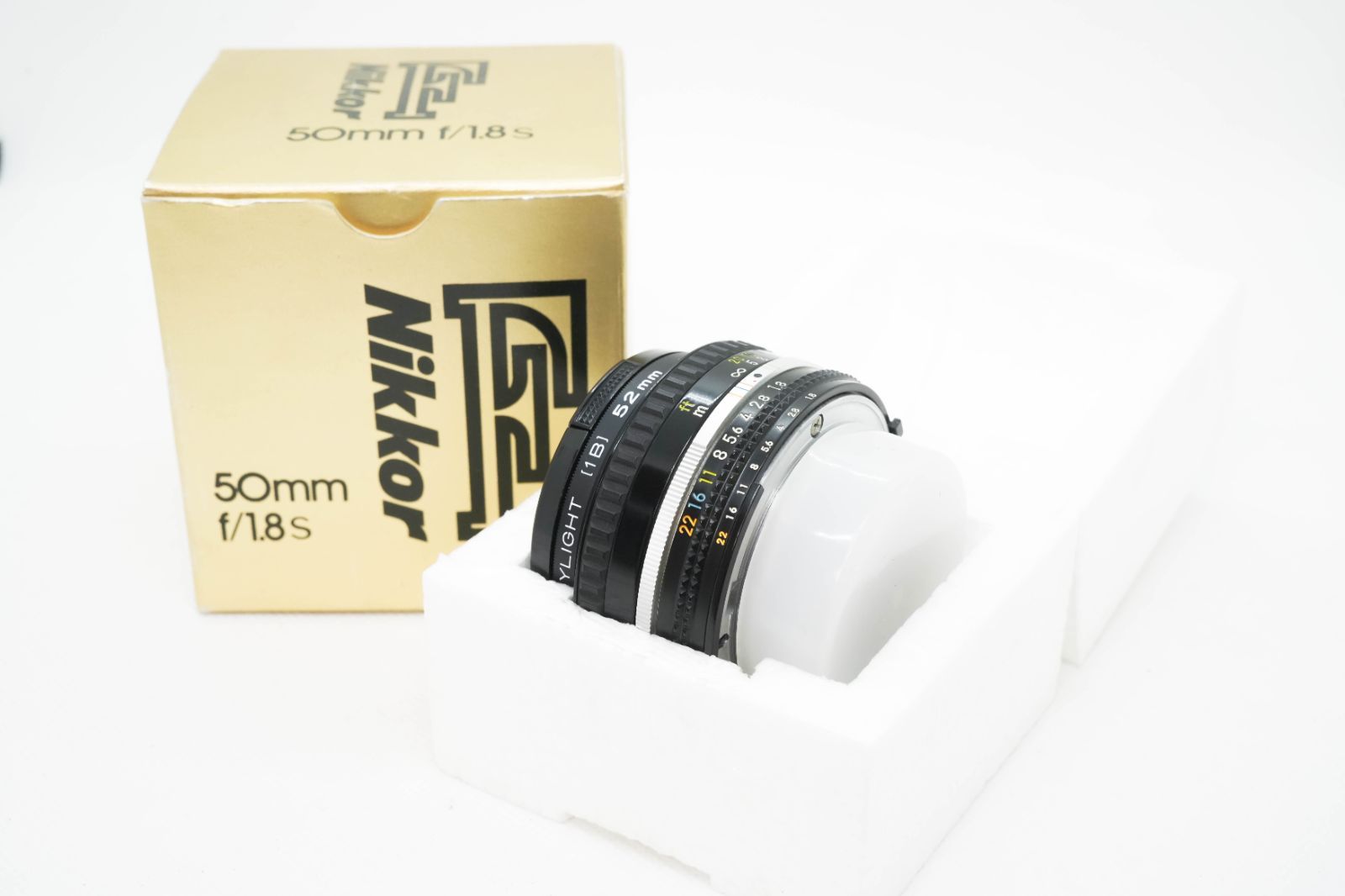 ニコン Nikon Ai s ニッコール Nikkor 50 mm f 1 8 一眼レフ ポートレイト MF レンズ