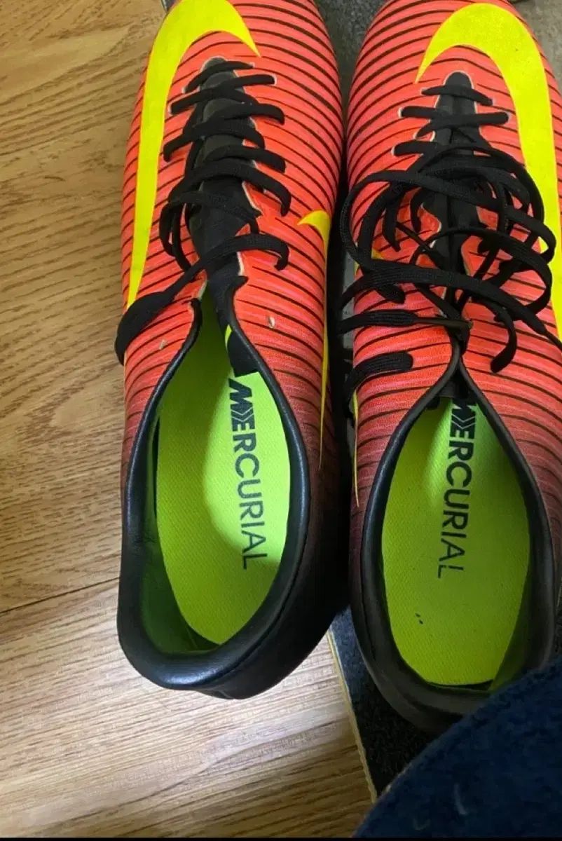 ナイキ マーキュリアル サッカーシューズ 275