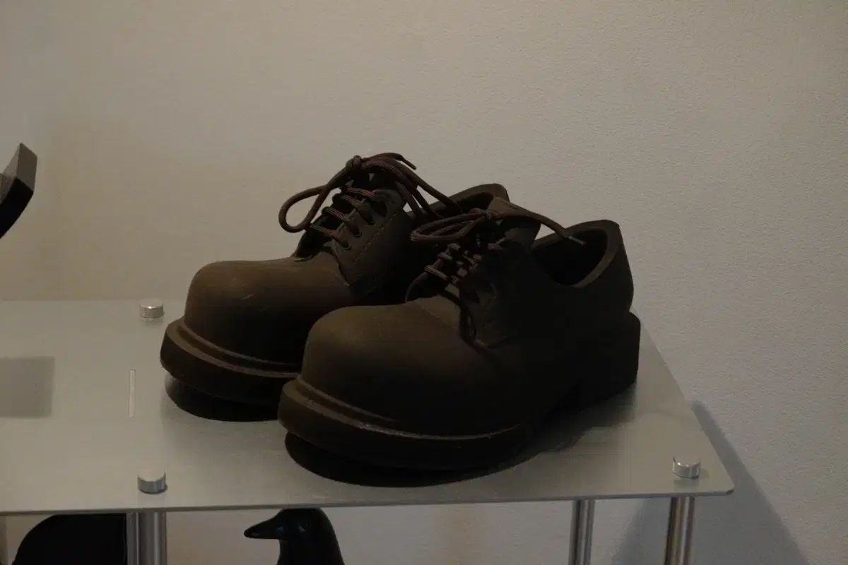 バレンシアガ ステロイド THE B ドビ 40 ブラウン