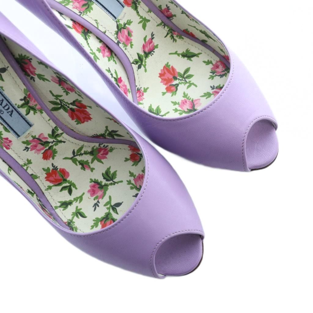 プラダ PRADA 花柄パンプス ハイヒール アンクルストラップ パープル プラダ PRADA 花柄パンプス ハイヒール アンクルストラップ パープル