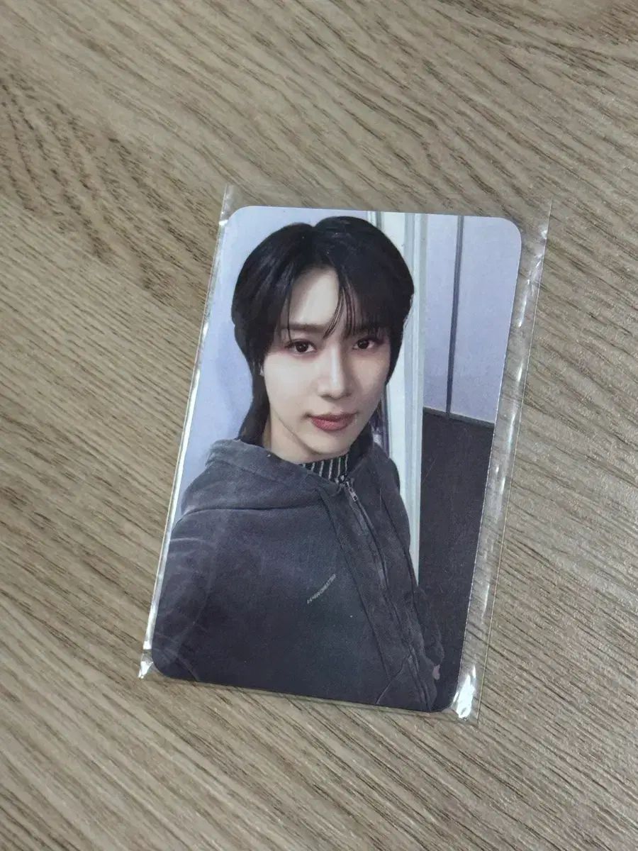  テミン メタコン メタモーフ フードジップアップ フーディー トレカ その他 タレントグッズ