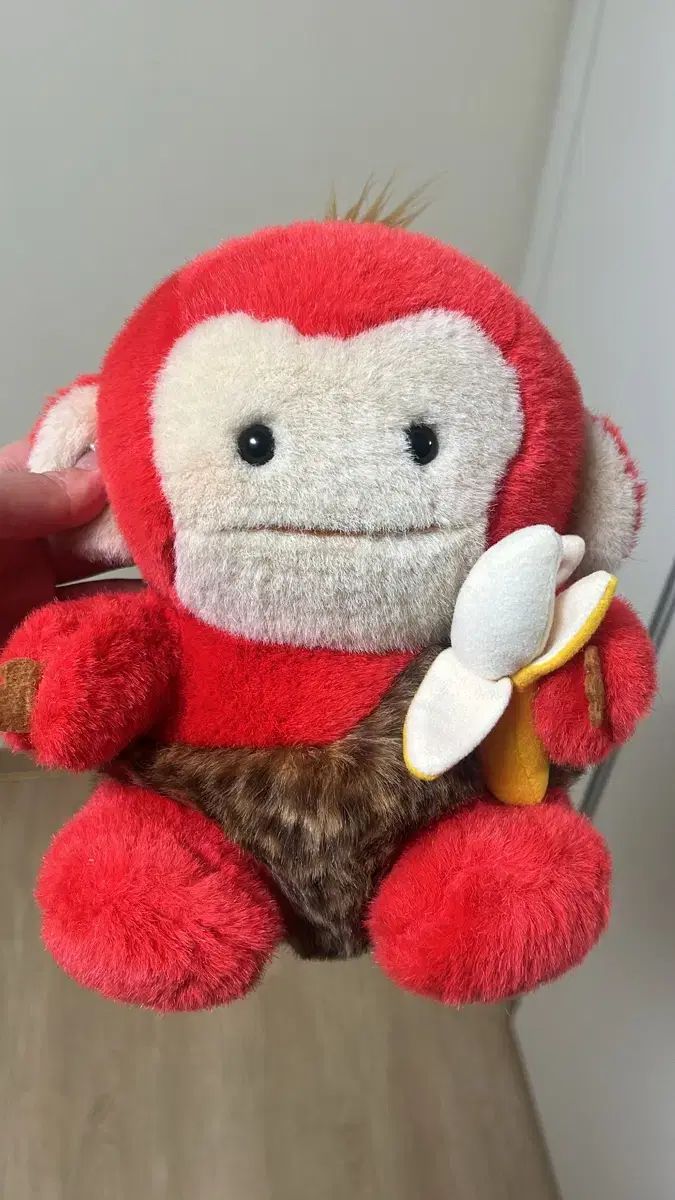 セキグチ バナナン チタン 赤い 猿 ぬいぐるみ - メルカリ