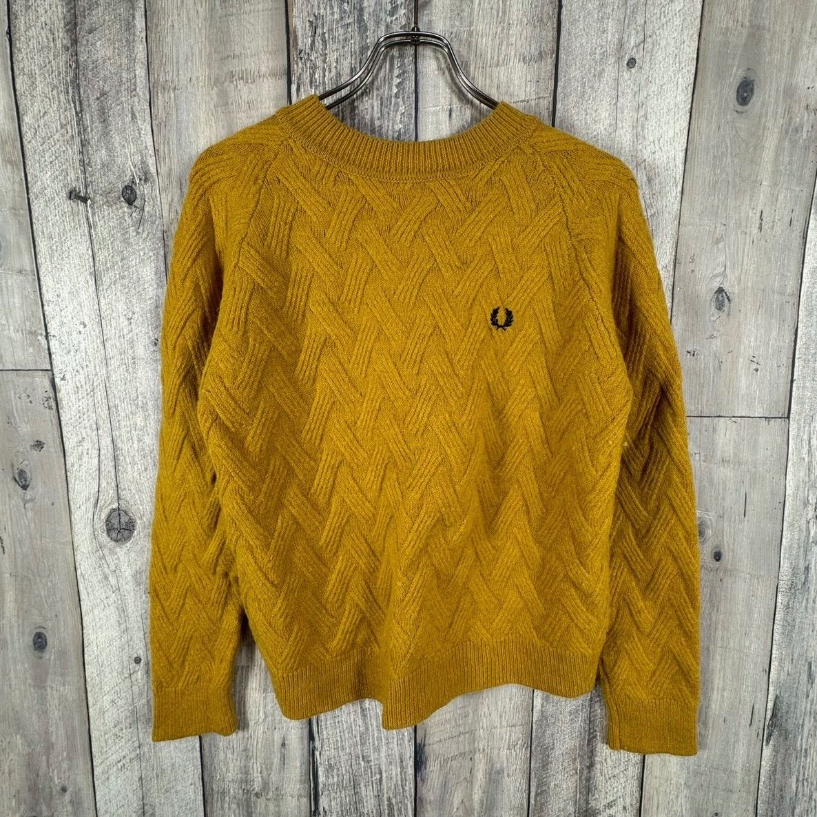 FRED PERRY フレッドペリー ヒットユニオン製 ミドルゲージ 背中開き スリットバック ラグラン ニット セーター レディース 38 サイズ