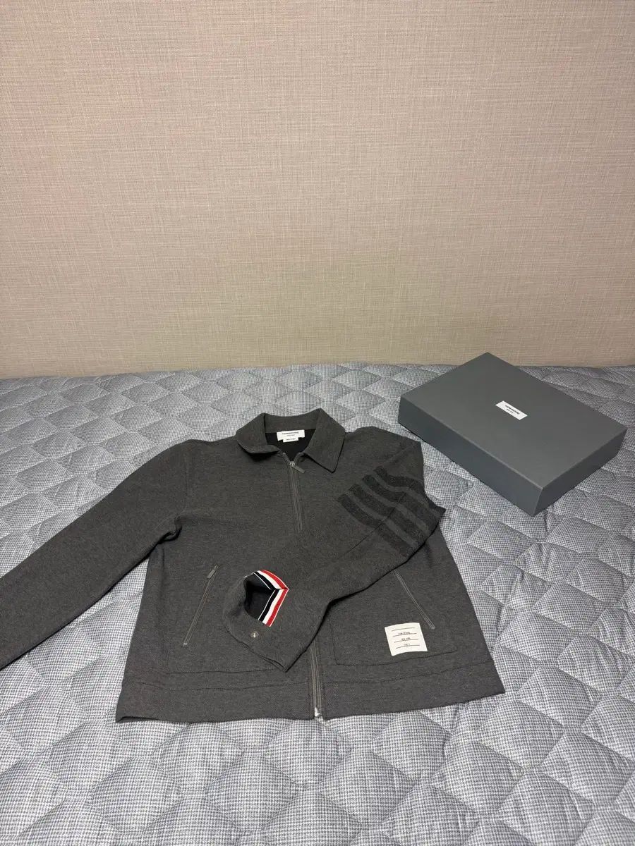 |3 トム ブラウン ダブルフェイス コーチジャケット