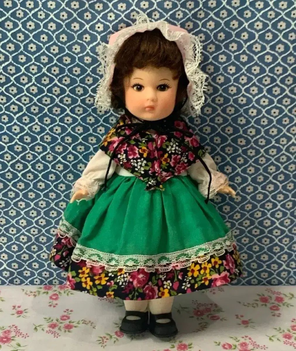 1980年代 ヴィンテージ人形 緑 ONE PIECE