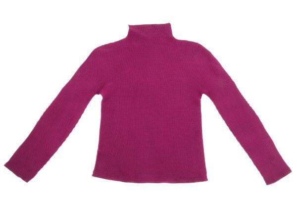 イッセイミヤケ ミーISSEY MIYAKE me ストレッチプリーツハイネック