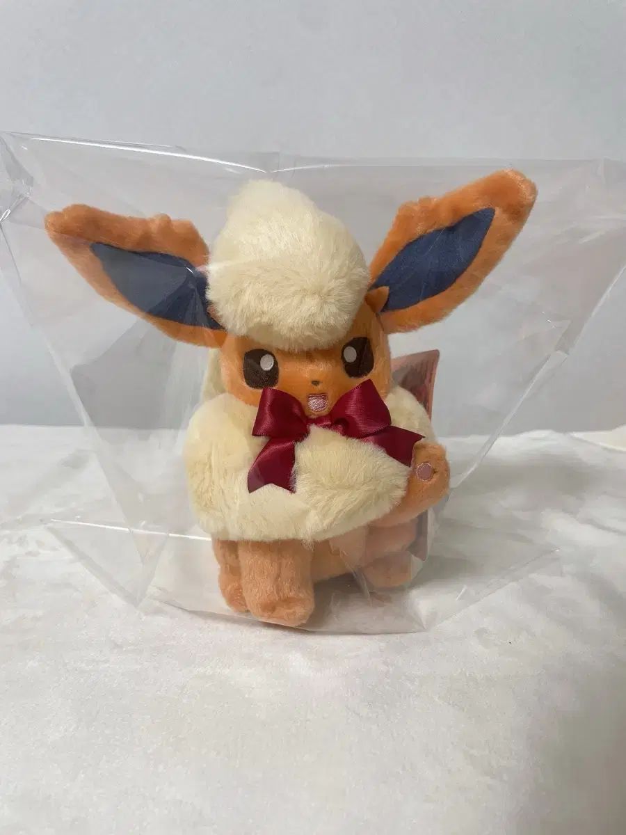 イーブイ ブースター ぬいぐるみ