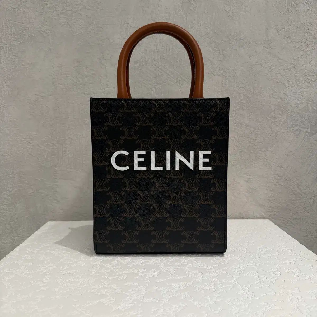 セリーヌ トリオンフ カバス トートバッグ ミニ