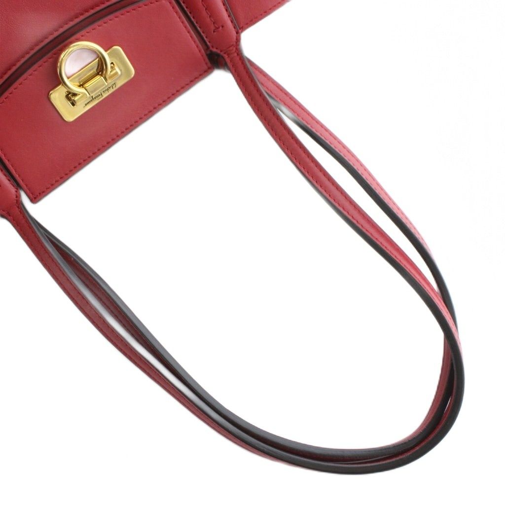 サルヴァトーレフェラガモ